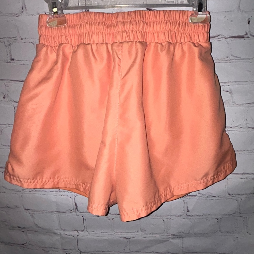 Wilo The Label Women's 2 in 1 Running Short in Peach Size S - Picture 5 of 10